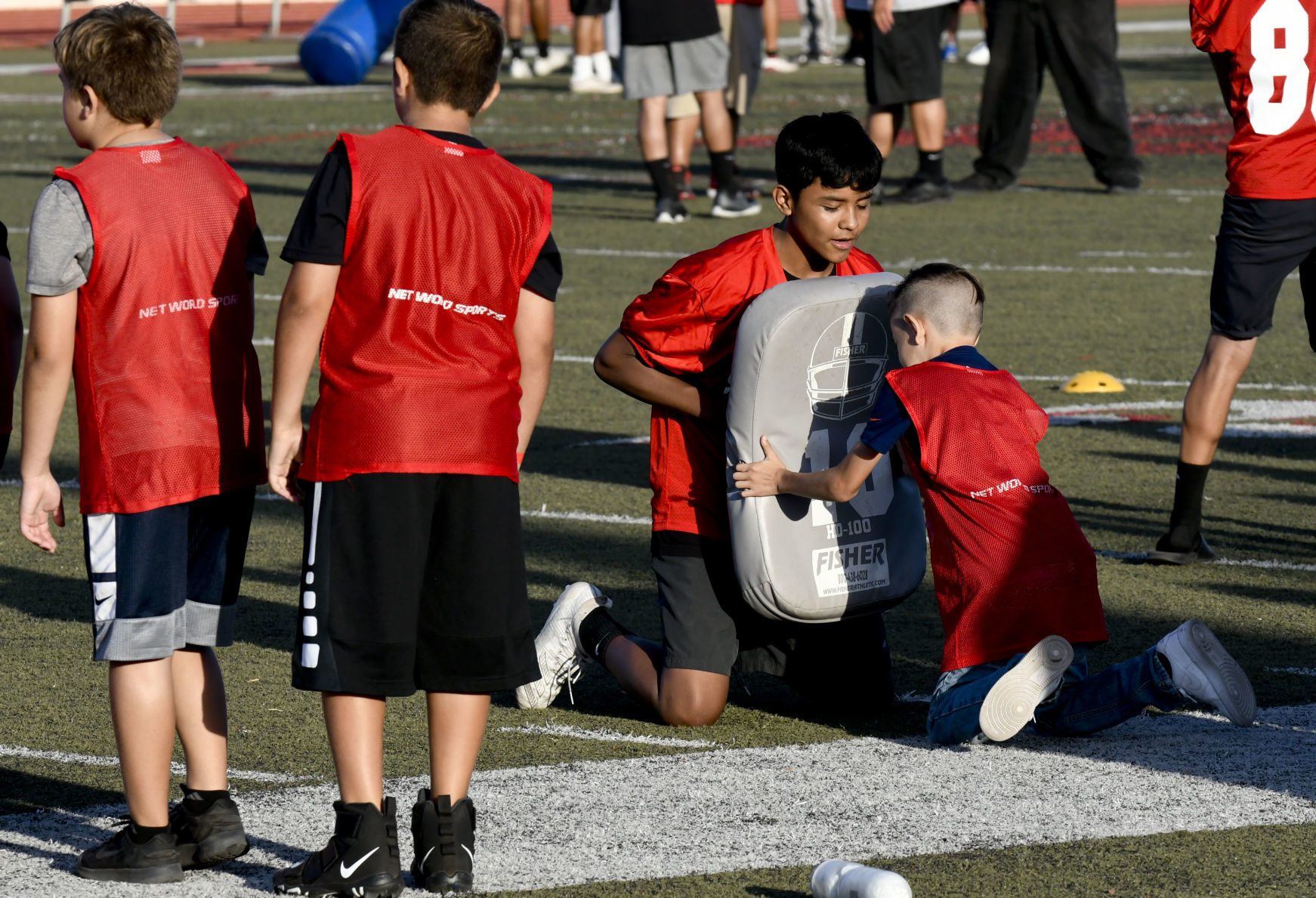 072919 SM youth football camp 14.jpg
